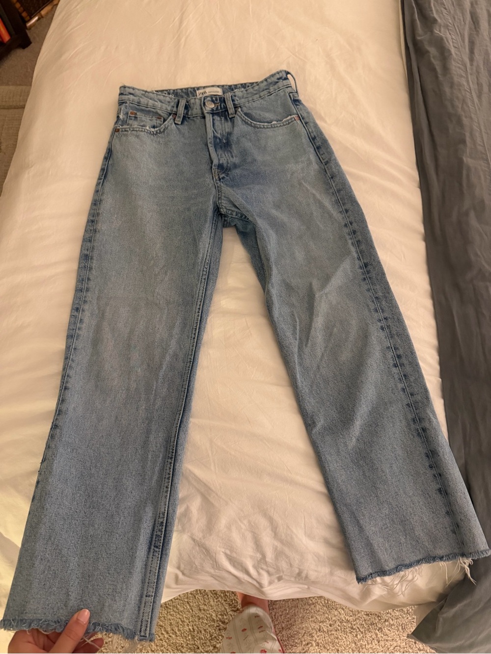 Zara Ankle Length Jeans